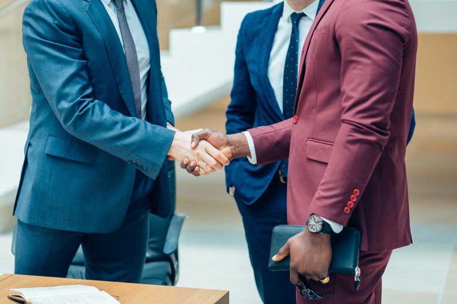 深圳公司法律顧問視角：*ST步高母公司步步高投資集團破產審查案件深度剖析