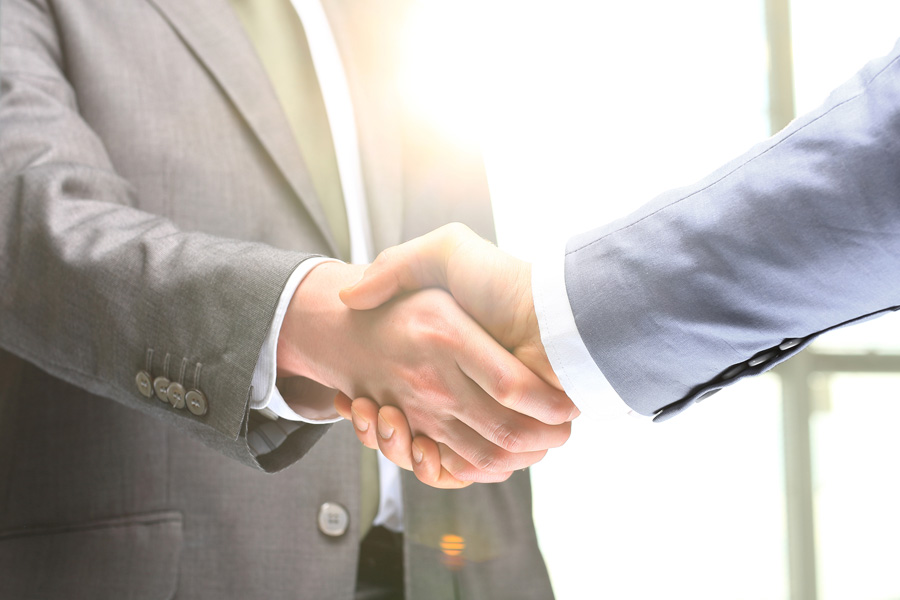 深圳房產糾紛律師視角:一房二賣中合同法律效力的深度剖析