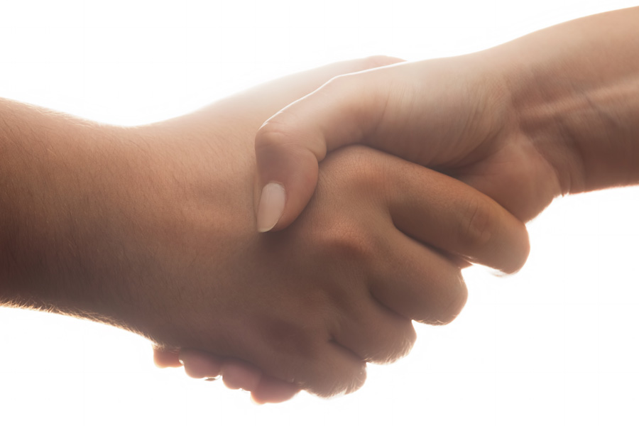 深圳律師事務所解讀:網絡主播散布地震謠言的法律責任界定