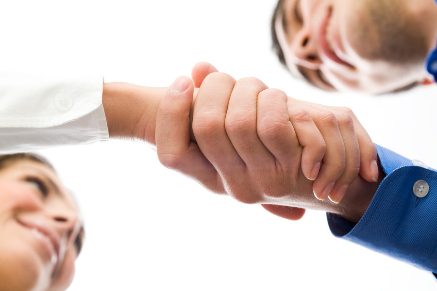 深圳律師事務(wù)所解讀:湖南衡陽醫(yī)院公職人員體檢事件的法律與社會(huì)思考