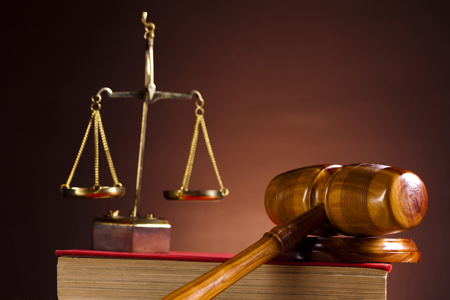 深圳勞動仲裁律師解讀:辭退哺乳期內女職工的賠償要點與法律依據