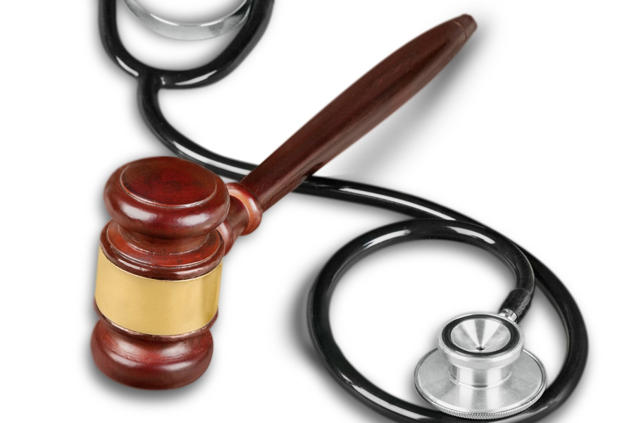 深圳律師咨詢網(wǎng)解讀:網(wǎng)紅強迫志愿者摘口罩事件的法律分析與社會責任