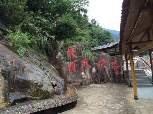 深圳律師咨詢網告訴您醫務人員診療行為不符合常規操作規范的責任認定