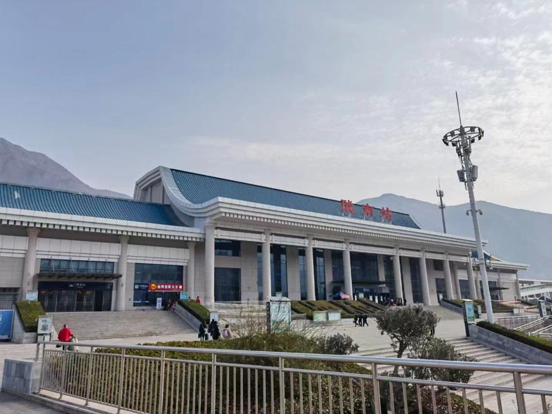 福田刑事律師告訴你證人出庭作證的全部范圍是什么?